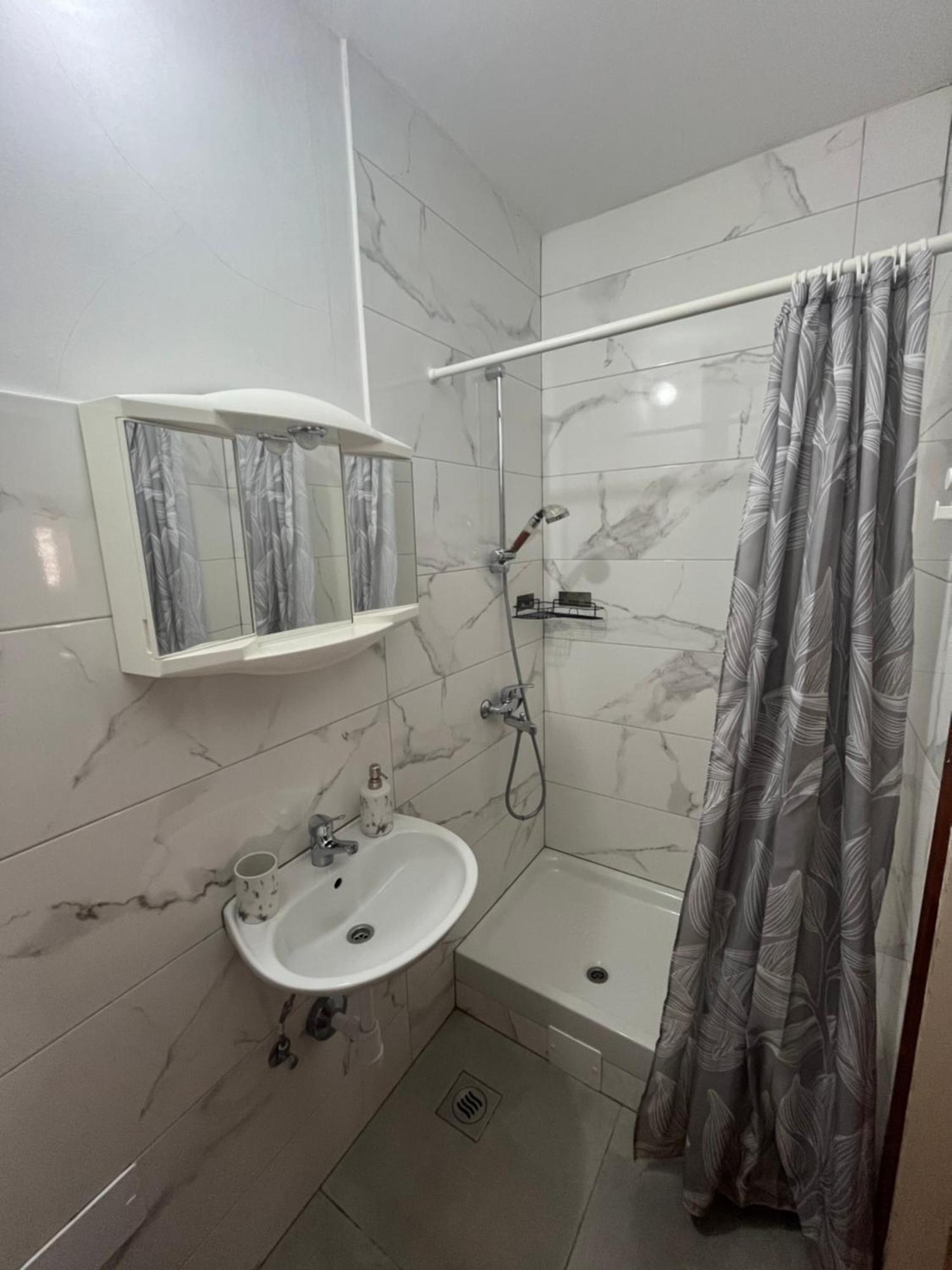 Apartment Varnica Spalato Esterno foto