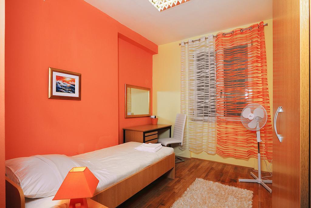 Apartment Varnica Spalato Esterno foto